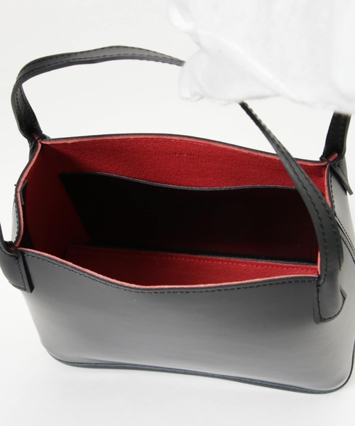 PIENI（ピエニ）の「PIENI　CICACUI SS（ショルダーバッグ・レディース・ブラック系その他・-）」の5枚目の写真