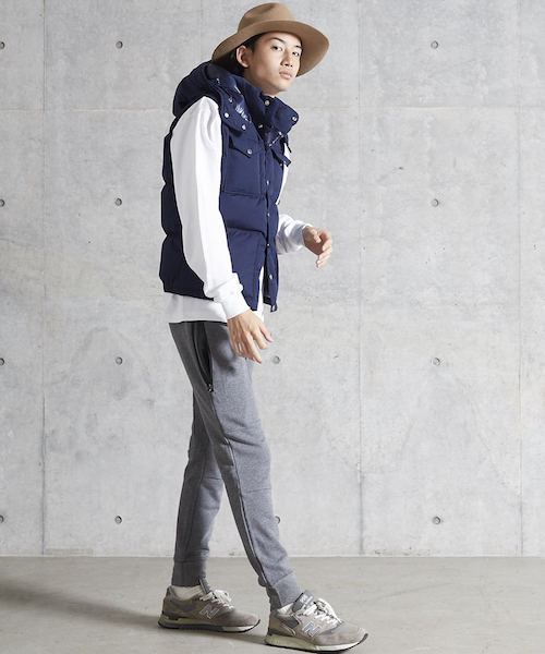 MYE-DO'(マイ・ドゥ)の「サイドジップ ポケット テック スウェットパンツ(その他パンツ・メンズ・グレー/ブラック・LARGE/SMALL/MEDIUM)」の16枚目の写真