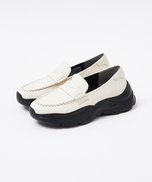 Au BANNISTER(オゥバニスター)の「【軽量/厚底】ローファーモチーフスニーカー(ローファー・レディース・アイボリー/ブラック/シルバー・LL/S/M/L)」の20枚目の写真