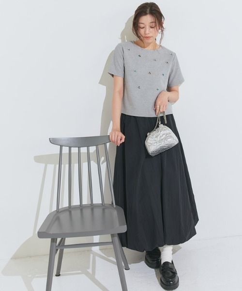 Pierrot(ピエロ)の「多色ビジュー使いプルオーバー(Tシャツ/カットソー・レディース・杢グレー/アイボリー・M/L)」の7枚目の写真