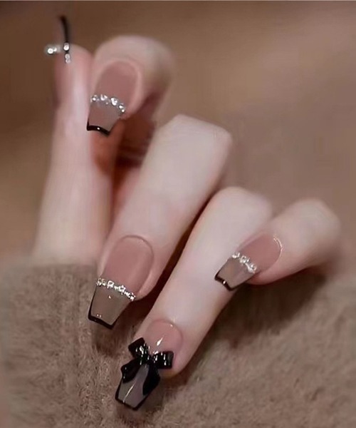 Lace Ladies（レースレディース）の「3D ビジュー付き カラー ネイルチップ セット（ネイルシール/ネイルチップ・レディース・B/A/D/E/F/C・FREE）」の6枚目の写真