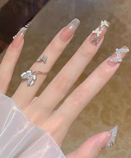 Lace Ladies（レースレディース）の「3D ビジュー付き カラー ネイルチップ セット（ネイルシール/ネイルチップ・レディース・B/A/D/E/F/C・FREE）」の12枚目の写真