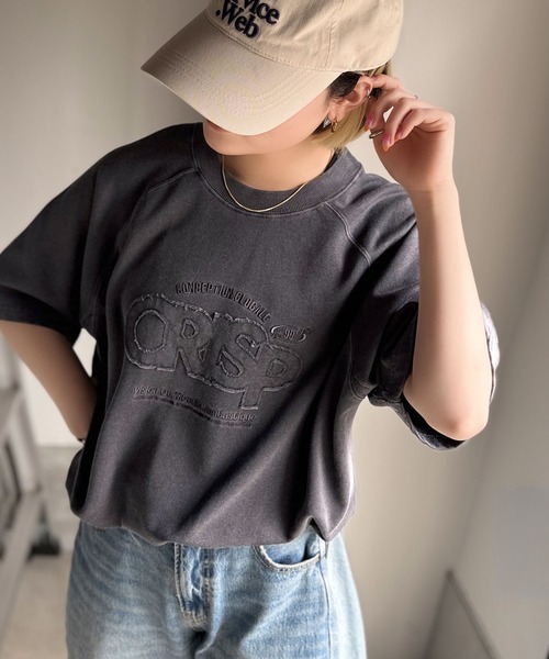 Java（ジャバ）の「《JaVaジャバコラボ》裾はドロストでお好みのシルエットに。ヴィンテージライクな半袖ロゴTシャツ（Tシャツ/カットソー・レディース・ライトブルー/チャコールグレー/ピンク・LARGE/X-LARGE/MEDIUM/SMALL）」の11枚目の写真