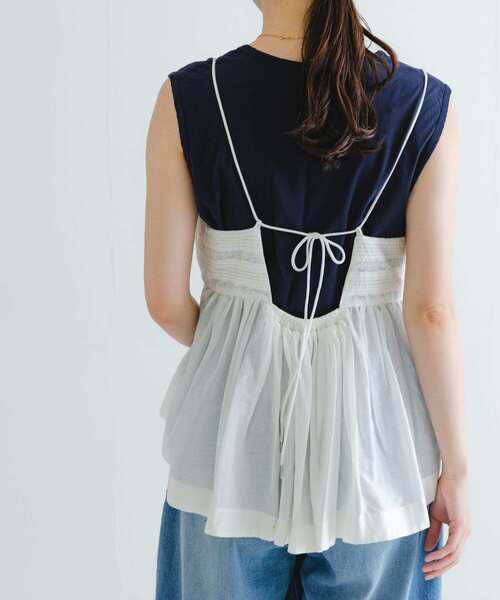 URBAN RESEARCH（アーバンリサーチ）の「レース切り替えキャミブラウス（キャミソール・レディース・ブラック/オフホワイト・FREE）」の11枚目の写真