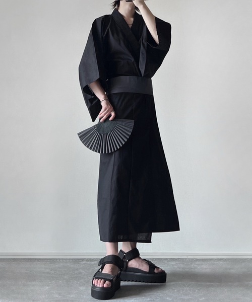 ADRER(アドラー)の「yukata 5 set / 浴衣 5点セット (浴衣・帯・下駄・扇子・巾着)(浴衣・メンズ・ブラック系1/ブラック系3/ブラック系2・XS/S/M/L)」の6枚目の写真