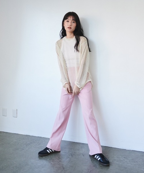 FMiBL（ファミル）の「ラメメッシュクルーロングTシャツ（Tシャツ/カットソー・レディース・アイボリー/ブラック・FREE）」の9枚目の写真