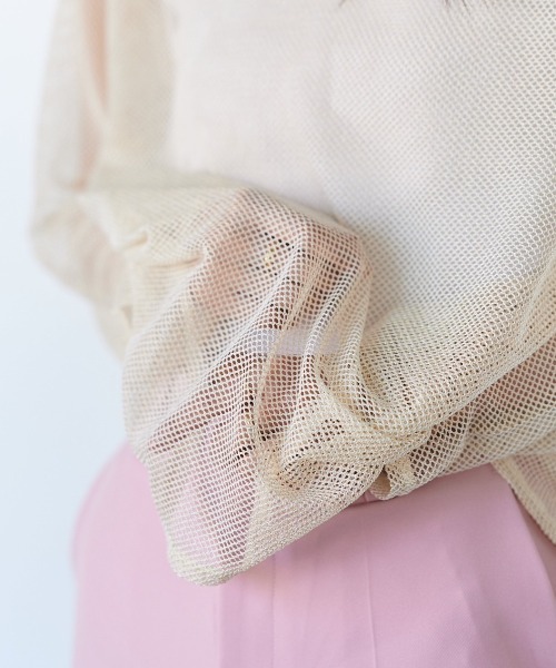 FMiBL（ファミル）の「ラメメッシュクルーロングTシャツ（Tシャツ/カットソー・レディース・アイボリー/ブラック・FREE）」の12枚目の写真