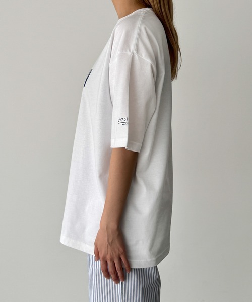 CANAL JEAN(キャナルジーン)の「1975 TOKYO Thursday半袖Tシャツ(Tシャツ/カットソー・レディース・ブラック/ホワイト・MEDIUM/LARGE/X-LARGE)」の15枚目の写真
