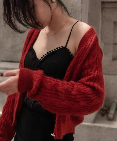 gossip!ロサンゼルス(ゴシップロサンゼルス)の「レトロ風 レースキャミソール(カップ付き)(キャミソール・レディース・ブラック/ホワイト・FREE)」の16枚目の写真
