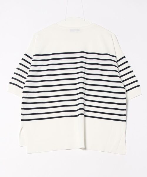 m.f.editorial（エムエフエディトリアル）の「【UVカット 接触冷感 アンチピリング 】m.f.エディトリアル レディース 快適機能 ゆるボーダー クルーネック 半袖ウォッシャブルニット（ニット/セーター・レディース・ブラック/ホワイト・LARGE/MEDIUM）」の3枚目の写真