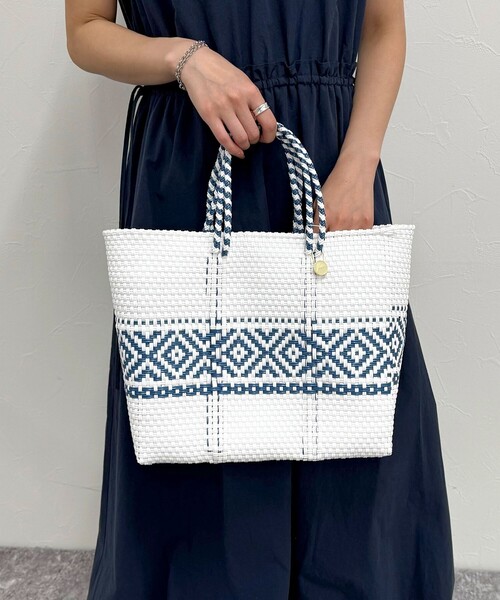 fredy emue(フレディエミュ)の「【Letra/レトラ】メルカドスクエアバッグ S(かごバッグ・レディース・ブラック系その他/ホワイト系その他4/ブラック系その他3/ピンク・FREE)」の6枚目の写真