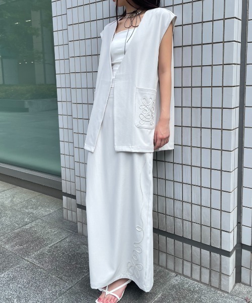 AIC.(エーアイシー)の「コード刺繍ベスト/セットアップ可能(ベスト・レディース・ライトグレー/ブラック・FREE)」の15枚目の写真