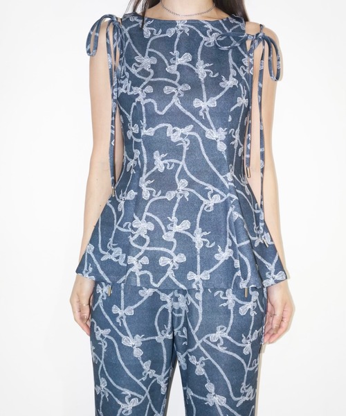 musubore（ムスボレ）の「side ribbon flare blouse / サイドリボンフレアブラウス（シャツ/ブラウス・レディース・その他/ネイビー・FREE）」の6枚目の写真