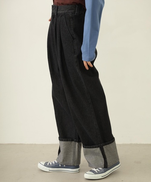 MILKFED.（ミルクフェド）の「ROLL UP DENIM（デニムパンツ・レディース・オフホワイト/ブラック/インディゴブルー・S/M）」の5枚目の写真