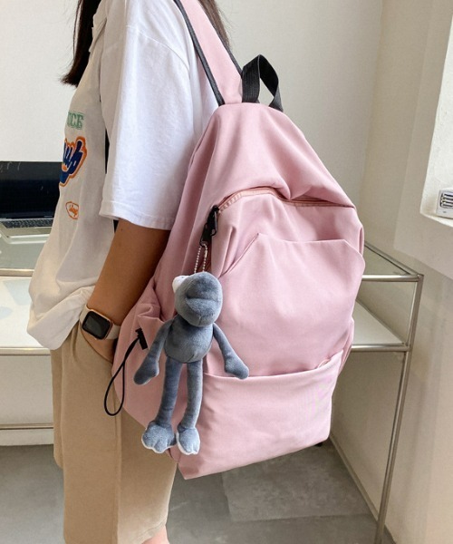 REBALANCE（リバランス）の「シンプルナイロンリュックサック（バックパック/リュック・メンズ・B/C/D/A・ONE SIZE）」の8枚目の写真