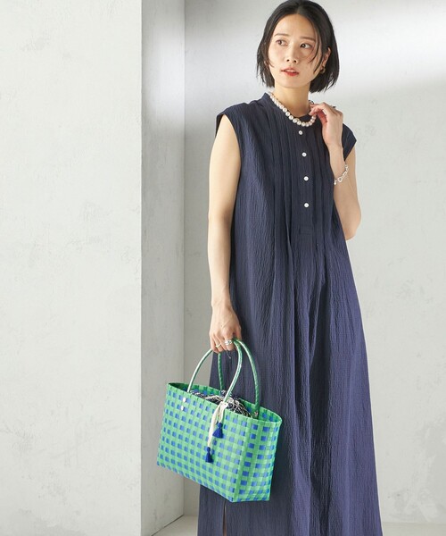 SHIPS(シップス)の「〈手洗い可能〉ACAR リップル タック ワンピース(ワンピース・レディース・ネイビー/レッド/ブラック・ONE SIZE)」の3枚目の写真