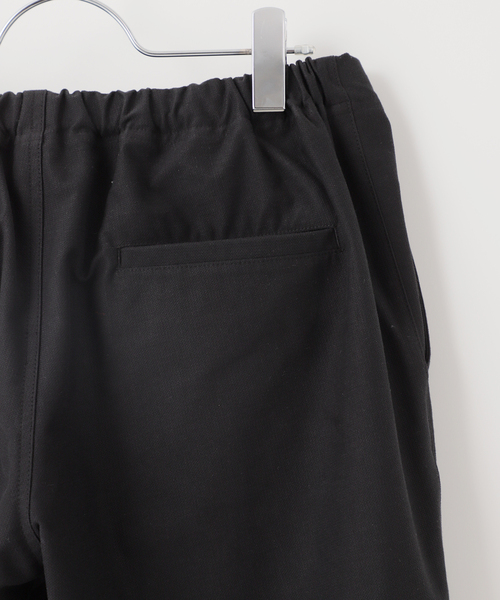 B.C STOCK(ベーセーストック)の「《追加》ブロークンツイル ストレッチパンツ(スラックス・メンズ・ベージュ/カーキ/ブラック・SMALL/LARGE/MEDIUM)」の14枚目の写真