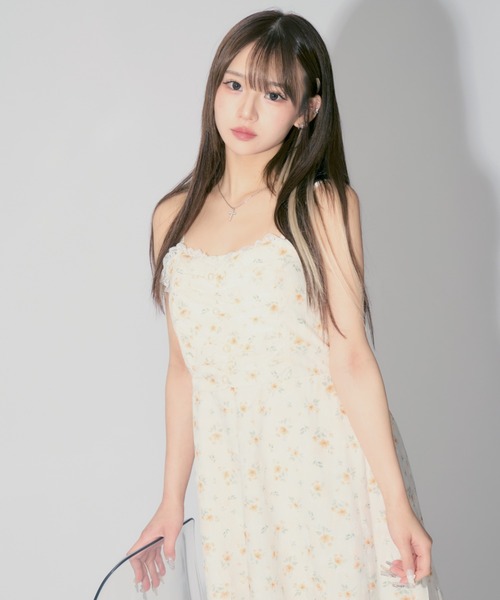 ALLuRing ChaRm(アリュリングチャーム)の「Pearl Floral Camisole Dress / パールフローラルキャミワンピース 小花柄(ワンピース・レディース・グリーン/ブルー/イエロー・FREE)」の7枚目の写真