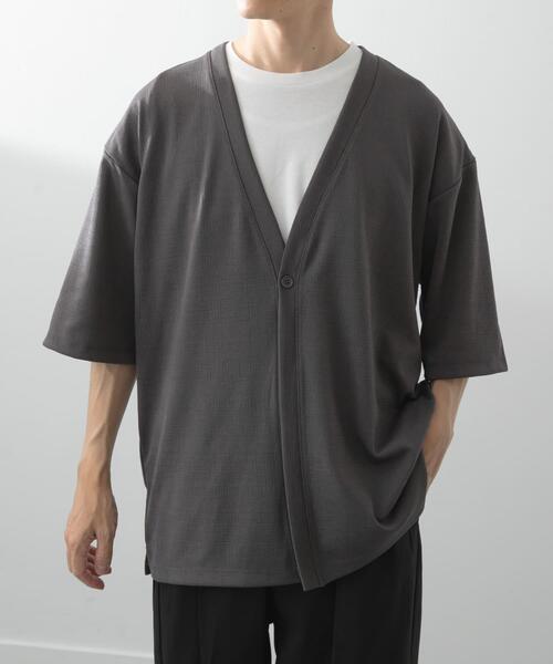 ITEMS URBANRESEARCH（アイテムズ アーバンリサーチ）の「ジャガード5分袖カーディガン+ポンチTシャツセット（カーディガン/ボレロ・メンズ・ベージュ/ネイビー/チャコールグレー/グレー・MEDIUM/LARGE/X-LARGE）」の3枚目の写真