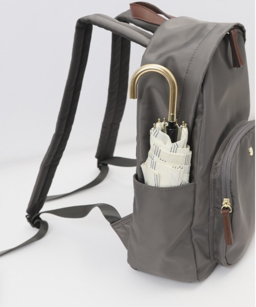 Legato Largo(レガートラルゴ)の「Legato Largo 肩楽撥水ナイロン ミニリュック LH-L0004Z(バックパック/リュック・レディース・ネイビー/ブラック/グレー/ライトブラウン・FREE)」の5枚目の写真