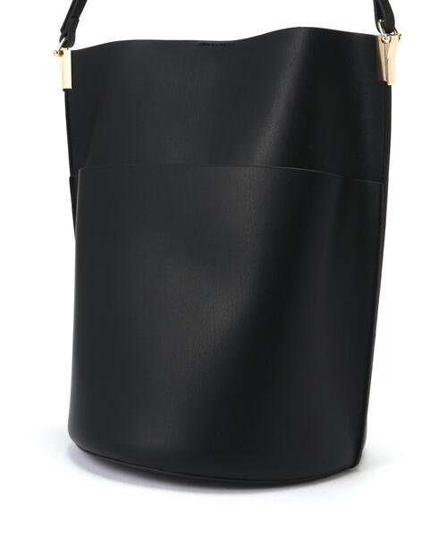 NATURAL BEAUTY BASIC（ナチュラルビューティーベーシック）の「◇ナローストラップバケットバッグ（ショルダーバッグ・レディース・ブラック/ワイン・ﾌﾘ-）」の10枚目の写真