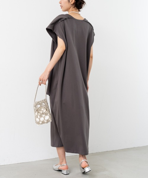 refinedworks（リファインドワークス）の「【refinedworks】1枚で決まるこなれ感たっぷり 2WAYワンピース！（ワンピース・レディース・ブルー/チャコールグレー/ブラウン・FREE）」の9枚目の写真