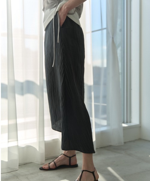 Muel Chic(ミュエルシック)の「Pines shine skirt ピンズシャインスカート(スカート・レディース・ネイビー/ホワイト/モカ/ミント/ブラック・FREE)」の13枚目の写真