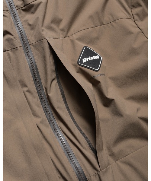 F.C.Real Bristol（エフシーレアルブリストル）の「INSULATION HOODED JACKET（ダウンジャケット/コート・メンズ・モカ/ブラック・X-LARGE/SMALL/LARGE/MEDIUM/XX-LARGE）」の13枚目の写真