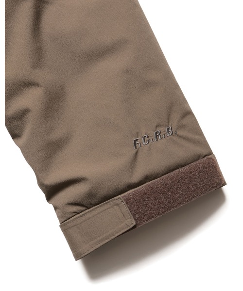 F.C.Real Bristol（エフシーレアルブリストル）の「INSULATION HOODED JACKET（ダウンジャケット/コート・メンズ・モカ/ブラック・X-LARGE/SMALL/LARGE/MEDIUM/XX-LARGE）」の14枚目の写真