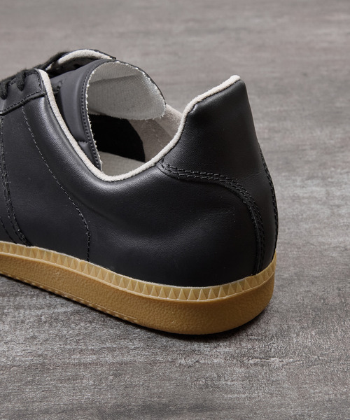 GERMAN TRAINER（ジャーマントレーナー）の「GERMAN ARMY TRAINER ORIGINAL ジャーマンアーミートレーナーオリジナル ジャーマントレーナー /  GAT1001-DARK HONEY（スニーカー・メンズ・ホワイト/ブラック・44/40/38/39/41/42/45/43/36/37）」の3枚目の写真