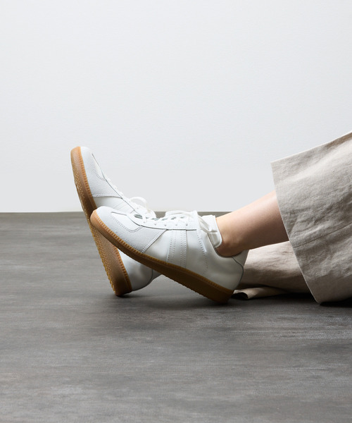 GERMAN TRAINER（ジャーマントレーナー）の「GERMAN ARMY TRAINER ORIGINAL ジャーマンアーミートレーナーオリジナル ジャーマントレーナー /  GAT1001-DARK HONEY（スニーカー・メンズ・ホワイト/ブラック・44/40/38/39/41/42/45/43/36/37）」の18枚目の写真