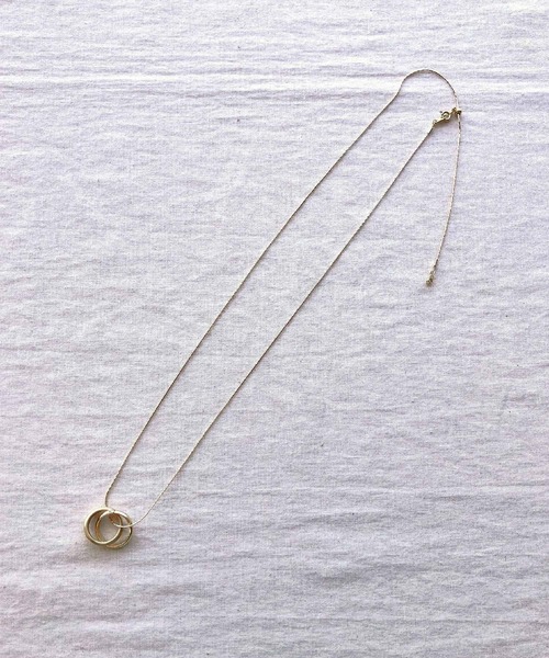 Q(キュー)の「異加工リングネックレス(ネックレス・レディース・シルバー/ゴールド・ONE SIZE)」の7枚目の写真