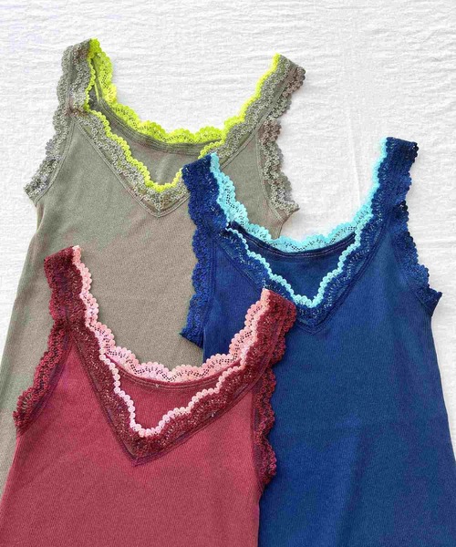 Q（キュー）の「バイカラーテレコタンク（タンクトップ・レディース・チャコールグレー/ライトグレー/マスタード/オリーブ/ネイビー/バーガンディー・MEDIUM）」の15枚目の写真