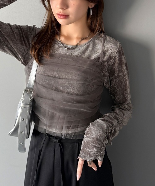 mily bilet(ミウィビレット)の「【mily bilet】大人可愛いを纏う。シアーベロアチュールビスチェアンサンブル(セット)(Tシャツ/カットソー・レディース・ブラウン/グレー/ブラック・X-LARGE/SMALL/MEDIUM/LARGE)」の6枚目の写真