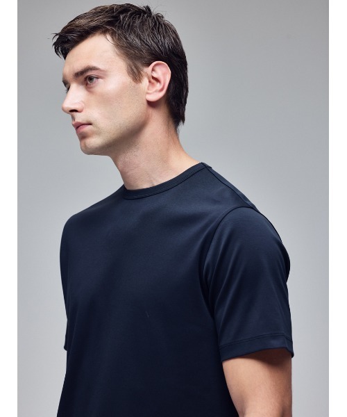 AOURE（アウール）の「【汗染み軽減】【A PACK】 MULTI FUNCTION T-SH (1枚入り)（Tシャツ/カットソー・メンズ・ブラック/ホワイト/グレー・MEDIUM/SMALL/X-LARGE/LARGE）」の5枚目の写真