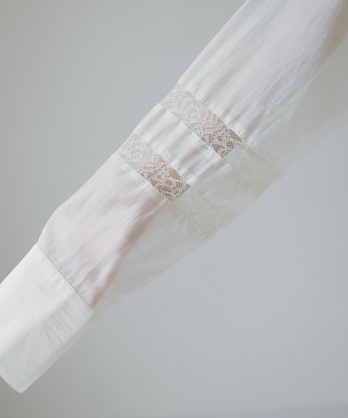 EIMY ISTOIRE（エイミーイストワール）の「レースコンビシアーシャツ（シャツ/ブラウス・レディース・ライトイエロー/サックスブルー/ホワイト・F）」の11枚目の写真