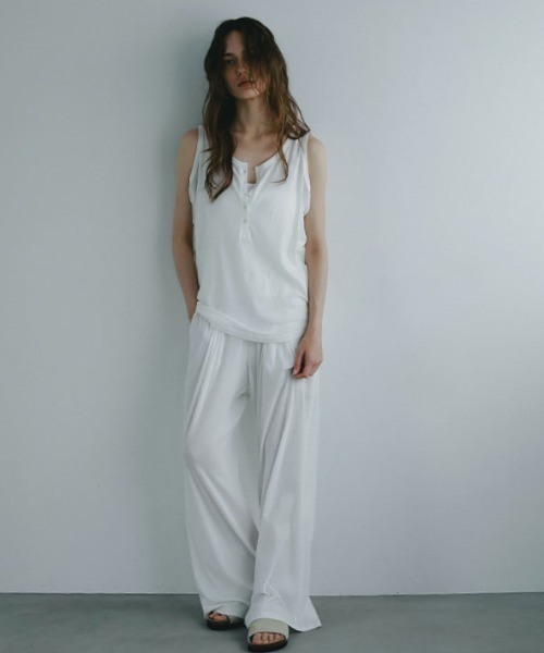 aimyETRE新作【新品未詳】ヘンリーネックエアリータンクトップ ETRE TOKYO - ヘンリーネックエアリータンクトップ WHITE