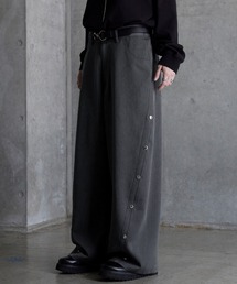 SERACE(�Z���X)�́ySERACE�zWide drape TR studs curve slacks / ���C�h�h���[�vTR�X�^�b�Y�J�[�u�X���b�N�X(�X���b�N�X)