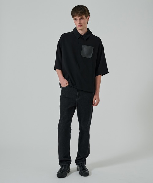 STUDIOUS（ステュディオス）の「SUMMER ESSENTIAL DRAWCORD POLO（ポロシャツ・メンズ・ブラック・1/2）」の2枚目の写真