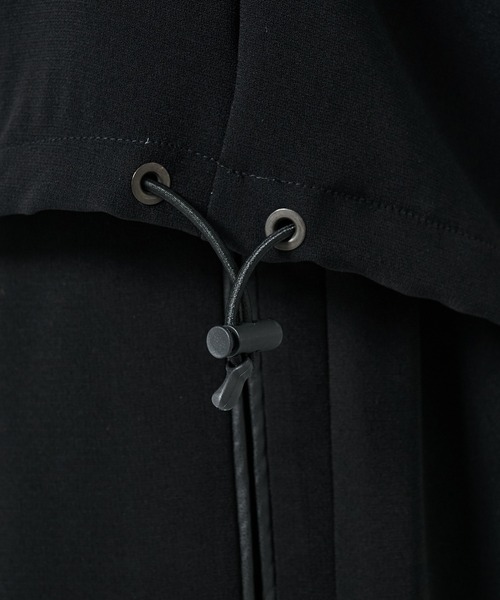 STUDIOUS（ステュディオス）の「SUMMER ESSENTIAL DRAWCORD POLO（ポロシャツ・メンズ・ブラック・1/2）」の12枚目の写真