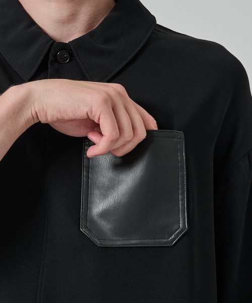 STUDIOUS（ステュディオス）の「SUMMER ESSENTIAL DRAWCORD POLO（ポロシャツ・メンズ・ブラック・1/2）」の15枚目の写真