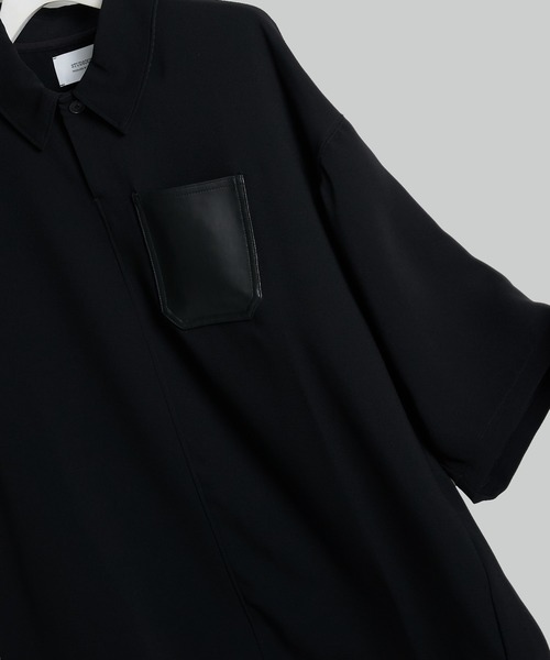 STUDIOUS（ステュディオス）の「SUMMER ESSENTIAL DRAWCORD POLO（ポロシャツ・メンズ・ブラック・1/2）」の16枚目の写真