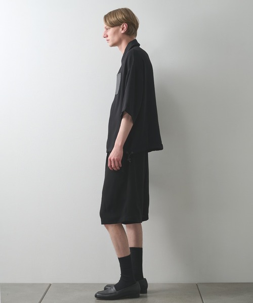 STUDIOUS(ステュディオス)の「【STUDIOUS】SUMMER ESSENTIAL DRAWCORD POLO(ポロシャツ・メンズ・ブラック・1/2)」の15枚目の写真