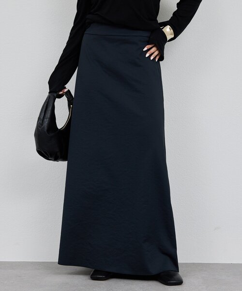 GALLARDAGALANTE（ガリャルダガランテ）の「ドライサテンセミフレアスカート（スカート・レディース・グレイッシュベージュ/ブラック・1/0）」の3枚目の写真