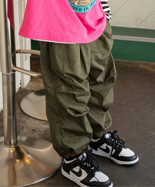 BREEZE（ブリーズ）の「B NEWJACK パラシュートパンツ（その他パンツ・キッズ・インディゴブルー/ピンク/ブラウン/カーキ/アイボリー/ブラック・150/140/130/120/110/100/90/160）」の5枚目の写真