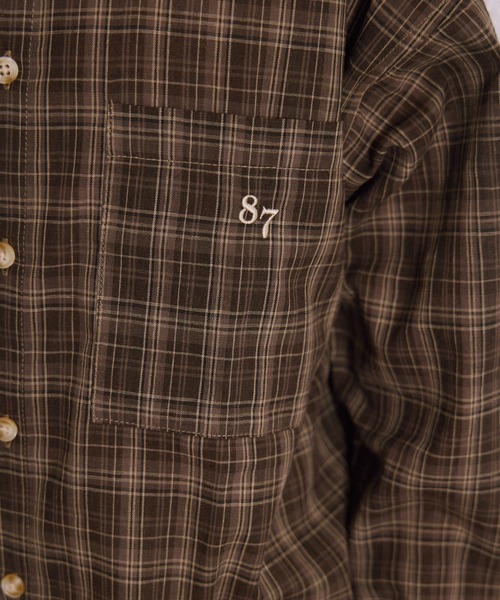 PAIRMANON STREET（ペアマノンストリート）の「アソート 長袖 布帛 ワンポイント 刺繍 シャツ【PAIRMANON STREET】（シャツ/ブラウス・キッズ・テラコッタ/ベージュ系その他/ブラウン/ネイビー/ブラック系その他/グレー系その他・100/110/120/130/140/150/160/90）」の12枚目の写真
