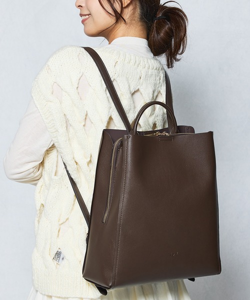 Ungrid（アングリッド）の「【Ungrid/アングリッド】2WAY 軽量トートリュック（バックパック/リュック・レディース・ブラック/ベージュ/キャメル/ダークブラウン・FREE）」の3枚目の写真