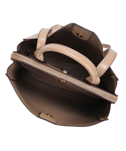 Ungrid（アングリッド）の「【Ungrid/アングリッド】2WAY 軽量トートリュック（バックパック/リュック・レディース・ブラック/ベージュ/キャメル/ダークブラウン・FREE）」の6枚目の写真