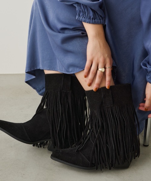 Unitage(ユニテージ)の「フェイクスウェードフリンジブーツ(ブーツ・レディース・レッド/ブラウン/ブラック・LARGE/MEDIUM)」の12枚目の写真