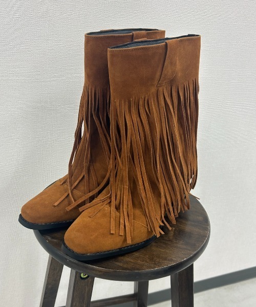 Unitage(ユニテージ)の「フェイクスウェードフリンジブーツ(ブーツ・レディース・レッド/ブラウン/ブラック・LARGE/MEDIUM)」の10枚目の写真